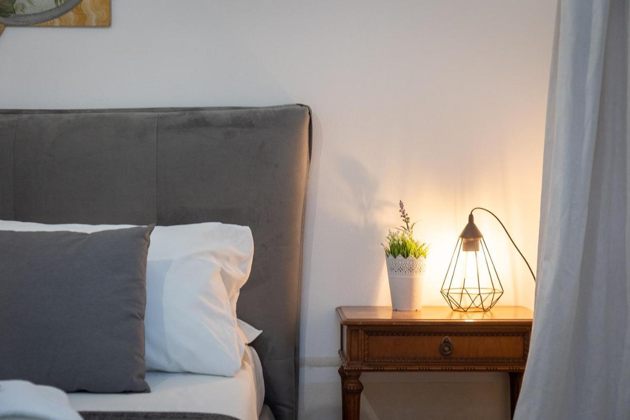 Angelico By In Appartement Rome